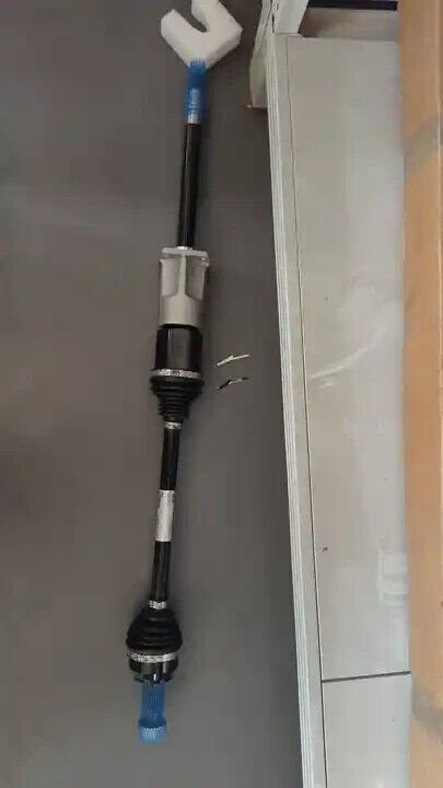 LEFT FRONT AXLE SHAFT ASSEMBLY 670007077 For Maserati Ghibli, Levante, Quattropo