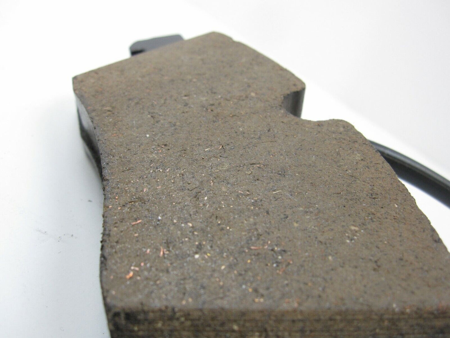 673004626 MASERATI LEVANTE VORDERRADBREMSBELÄGE-KIT 2017–2021 (NICHT FÜR LEVANTE S) (NICHT SPORT)