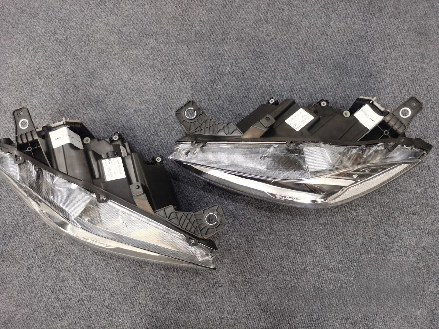 670100984, 670100988 For Maserati Ghibli 2014-2019 Upgrade LED Headlights New Set