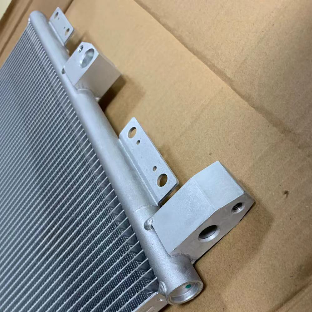 For Maserati Granturismo Quatroporte Air Condenser OEM 228388