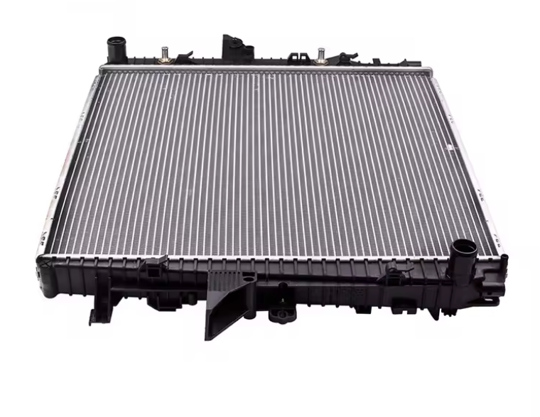 Suitable For Land Rover LR3 2005-2009 Radiator PCC500490