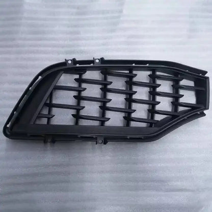 For Maserati Ghibli Front Bumper Lower Grille OEM 670099415 670099416  2018-2023