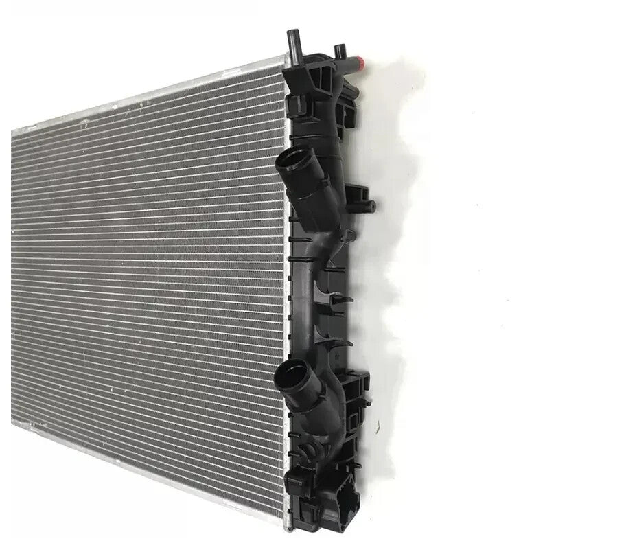 For Maserati Ghibli Levante & Quattroporte M156 M157 Water Radiator 670109996