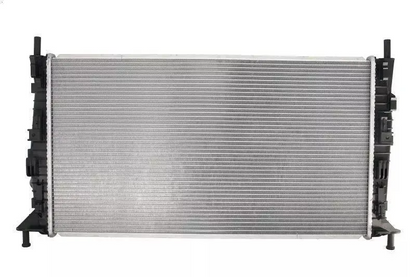 Aluminum Engine Cooling Radiator Fit For Volvo C30 S40 V50 8603621
