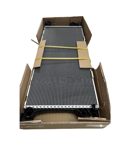 For 2010-2016 Porsche Panamera 3.6L 4.8L 3.0L Radiator OEM 9A712125310