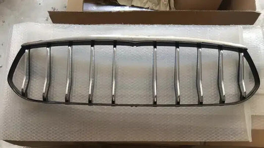 Front Bumper Grille OEM 673007000 For Maserati Quattroporte 2017-19s