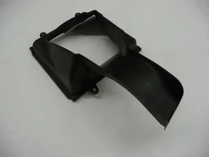 Front Left Side Intercooler Duct Shroud OEM 670004140 For 14-18 Maserati Ghibli